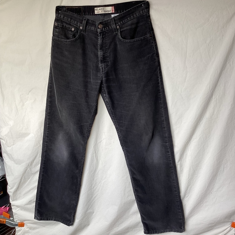 Levi’s 559 Corduroy relaxed straight pants size 32 x 30